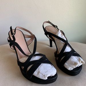 STUART WEITZMAN, size 8.5 black, very good condition with box.